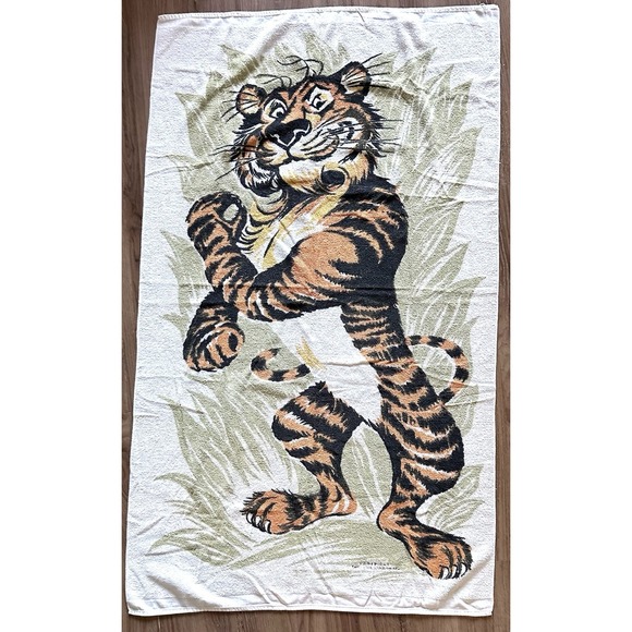 VINTAGE ESSO EXXON 1960s Tiger Beach‎ Cannon Towel Terry cloth Advertising Fuel